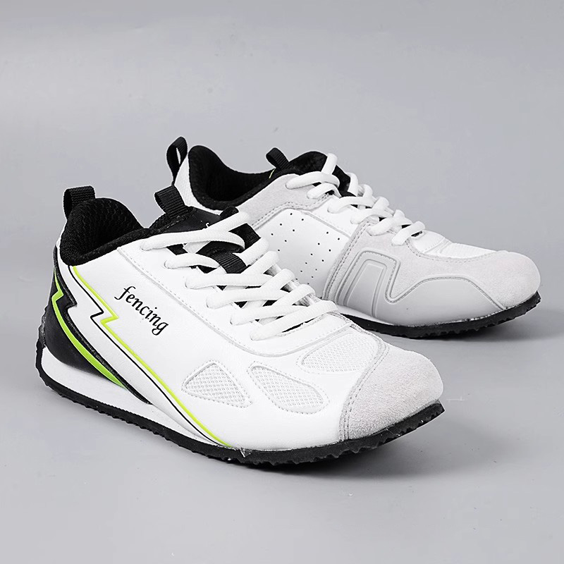 2025년 신상 키드 펜싱화 여성 스웨이드 PU 가죽  - Badminton Shoes 리뷰 및 가격